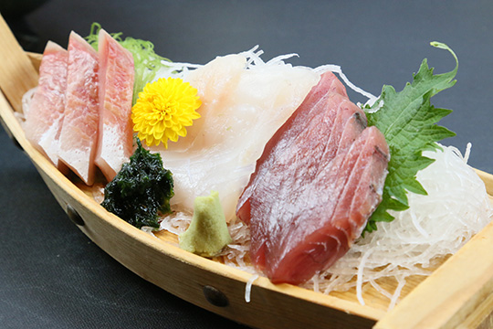 人気の静岡産「黒はんぺん」のフライ